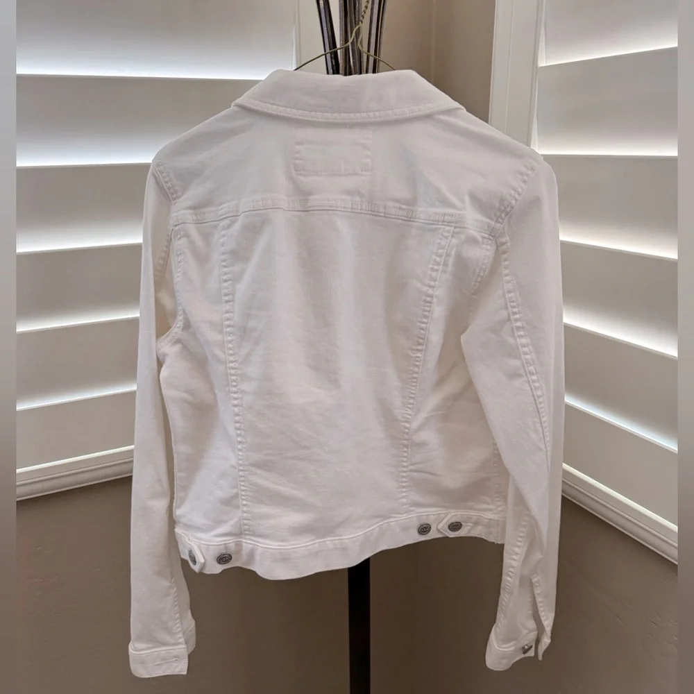 ANN TAYLOR LOFT WHITE DENIM TRUCKER JEAN JACKET SIZE S - Picture 4 of 8